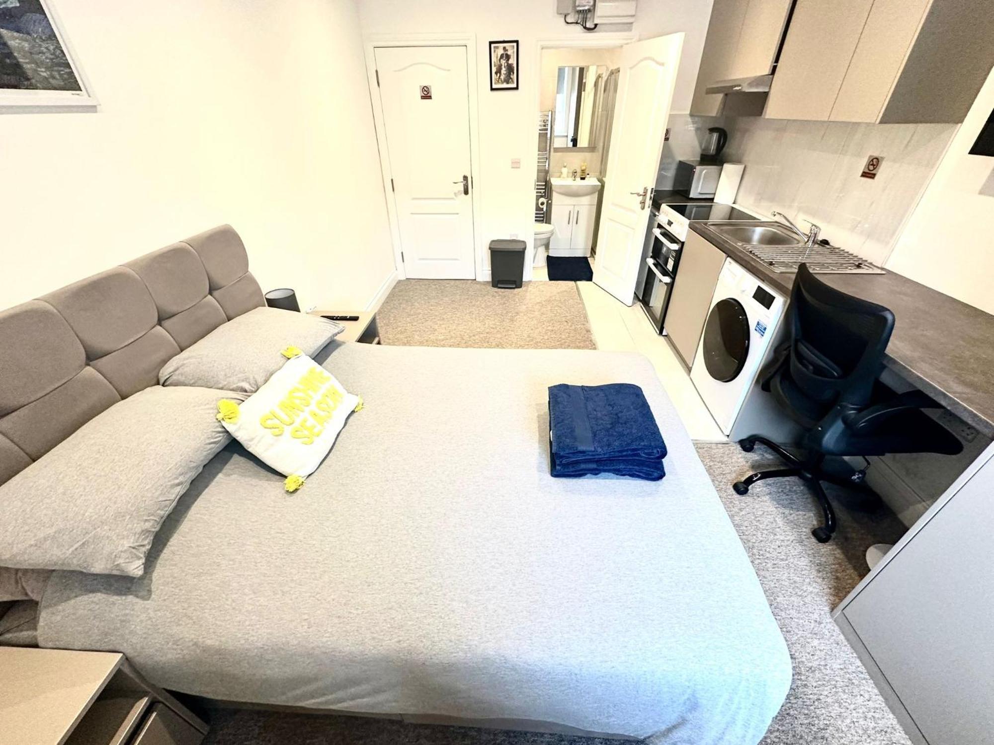 Bright Modern, Private Apartment,15 Mins To Central London Hendon Exterior photo
